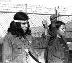 alcatraz_occupiers_1971